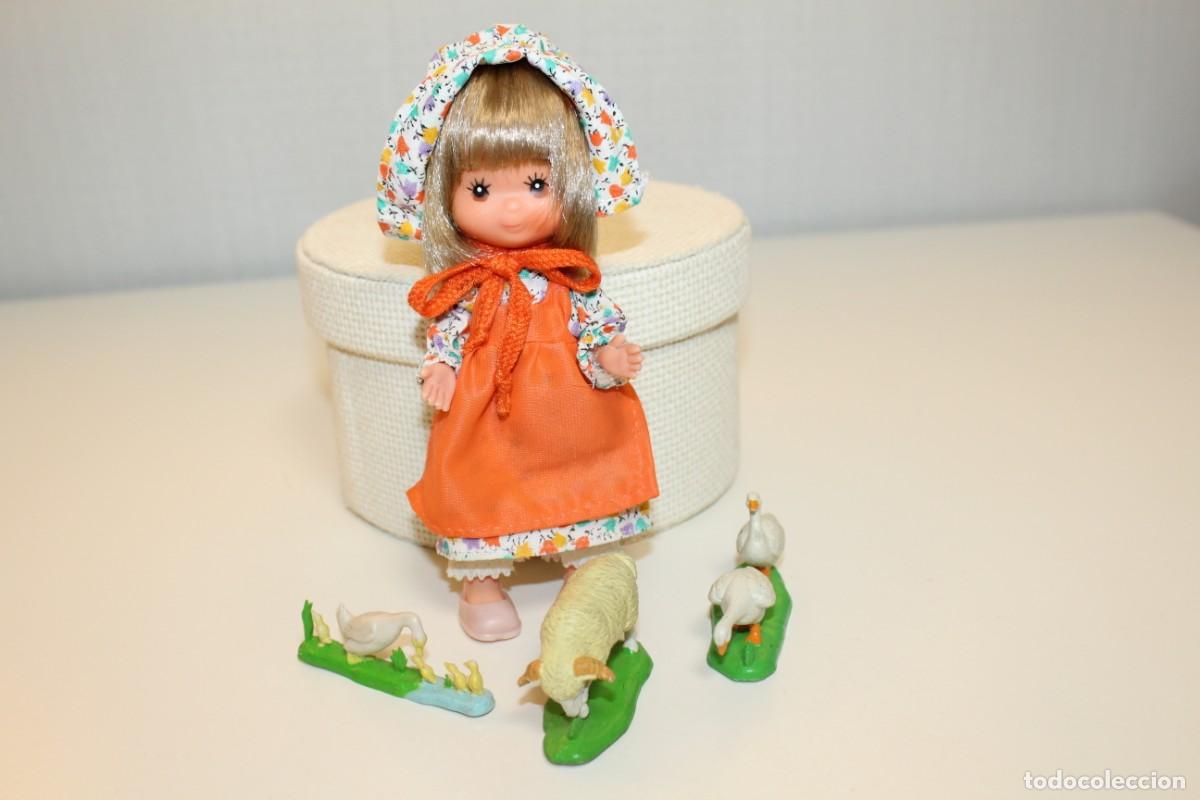 Mu&ntilde;ecas espa&ntilde;olas modernas: MU&Ntilde;ECA LAURA DE LAS MONTA&Ntilde;AS DE TOYSE - A&Ntilde;OS 70