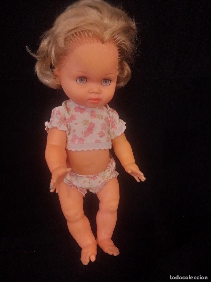 Mu&ntilde;ecas espa&ntilde;olas modernas: Mu&ntilde;eca Natia de Iberica Comercial de 36 cm.