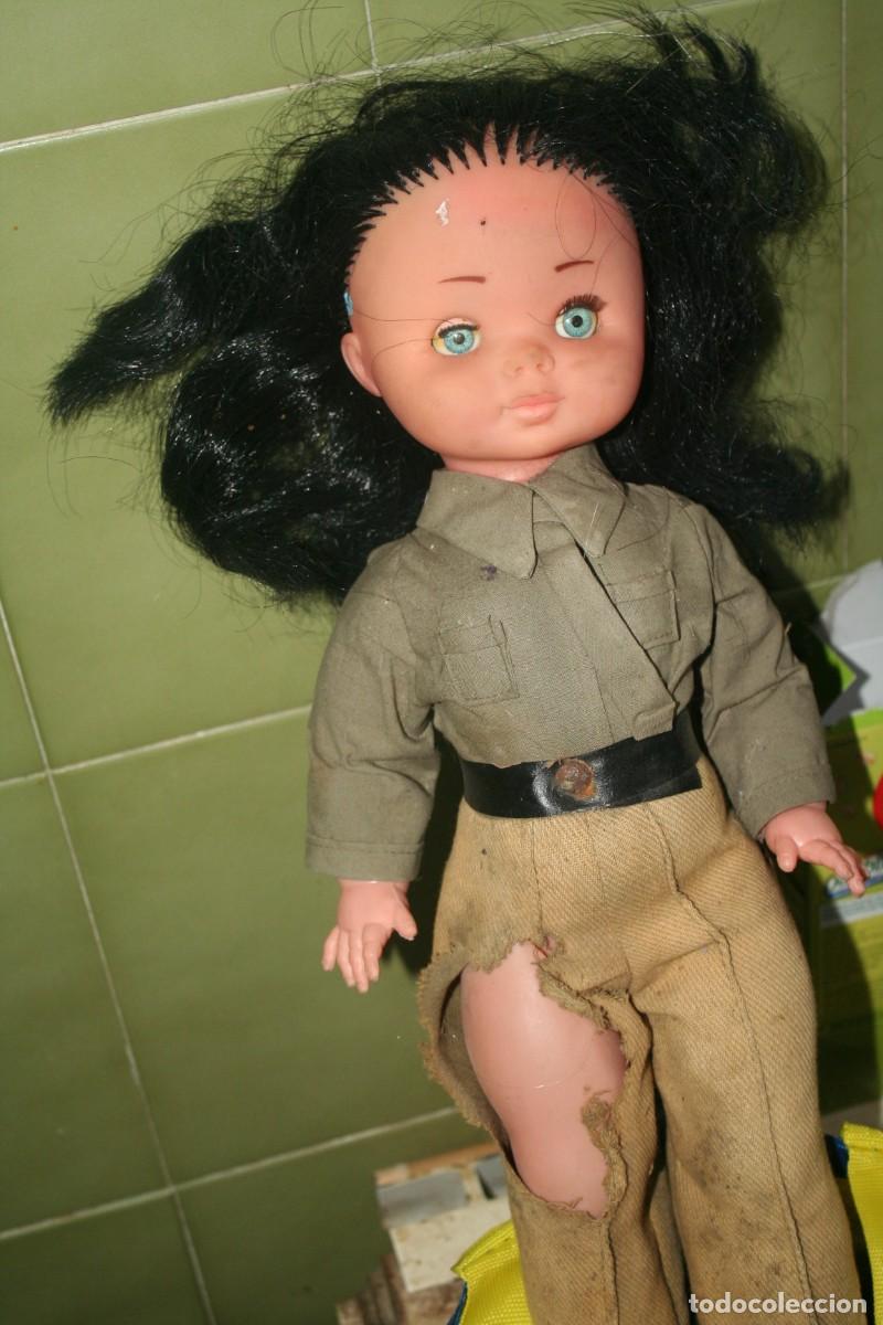 Mu&ntilde;ecas espa&ntilde;olas modernas: mu&ntilde;eca antigua militar