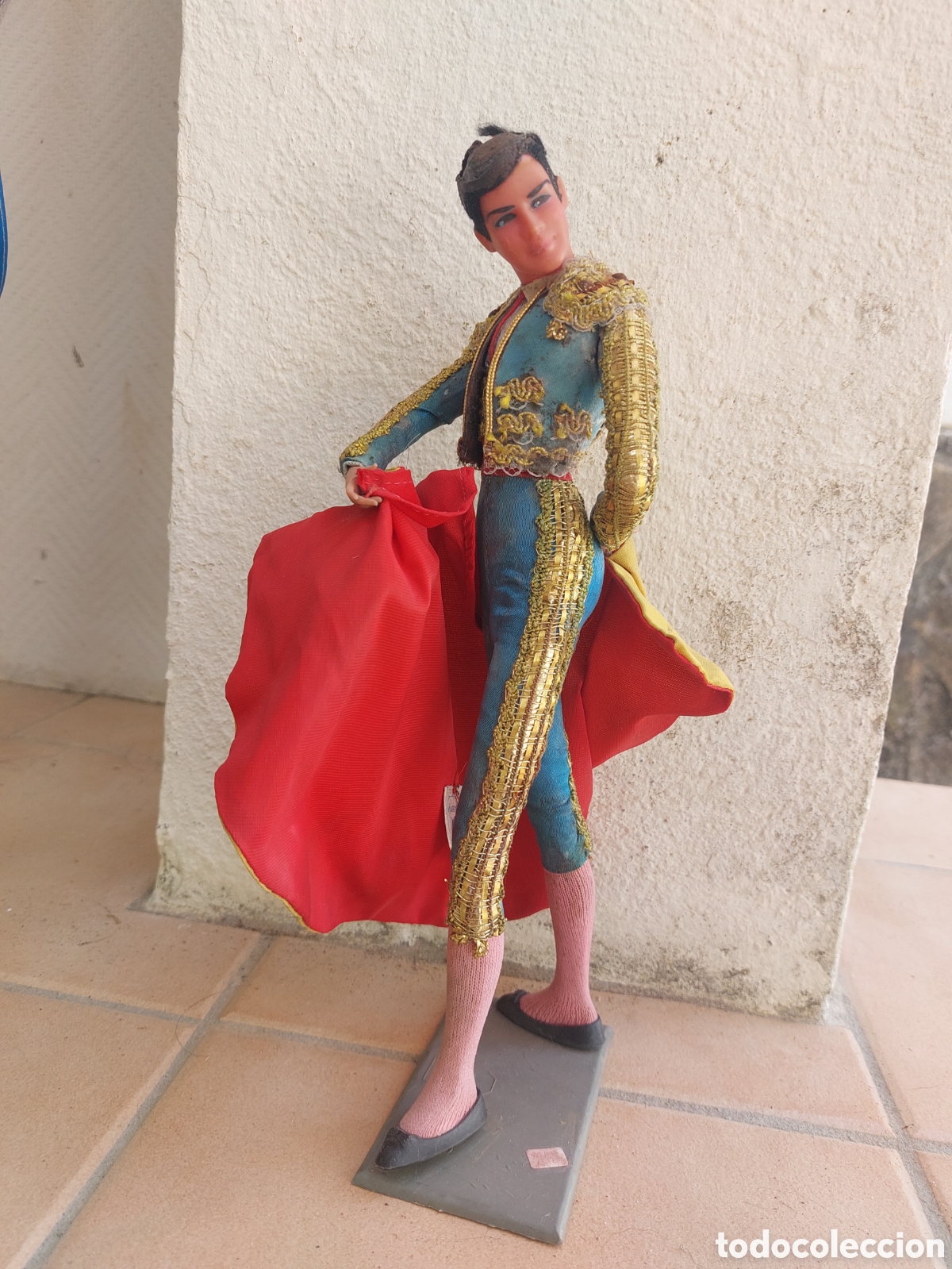 Mu&ntilde;ecas espa&ntilde;olas modernas: antigua figura de torero 30 cm casa Marin de Chiclana