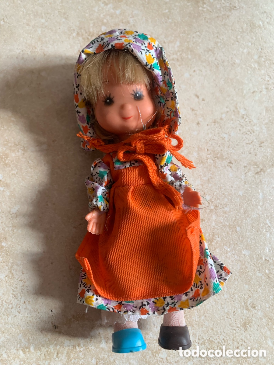Mu&ntilde;ecas espa&ntilde;olas modernas: Laura de las monta&ntilde;as de Toyse