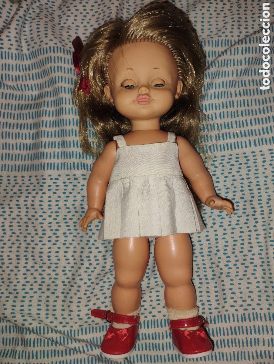 Mu&ntilde;ecas espa&ntilde;olas modernas: &diams;Antigua Mu&ntilde;eca MARI CRIS de FLORIDO. A&ntilde;os 70. Ojos Margarita. 30 cm. &iexcl;Muy buen estado!