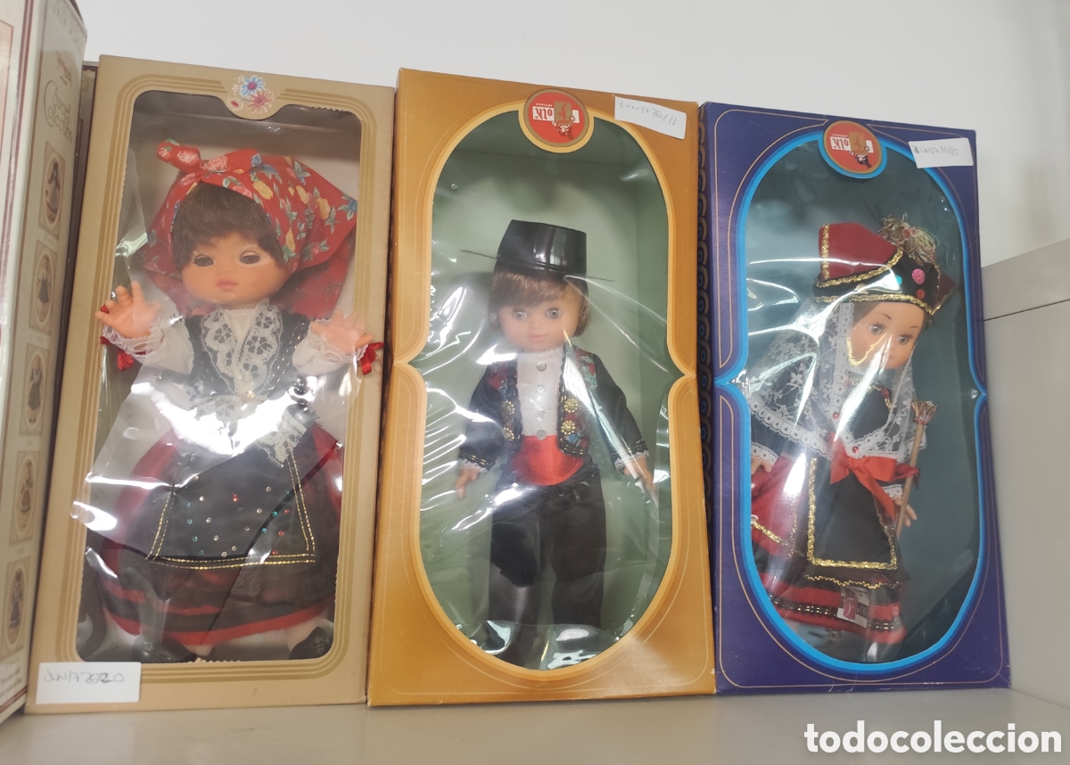 Mu&ntilde;ecas espa&ntilde;olas modernas: Lote 14 mu&ntilde;ecas incluido trolls