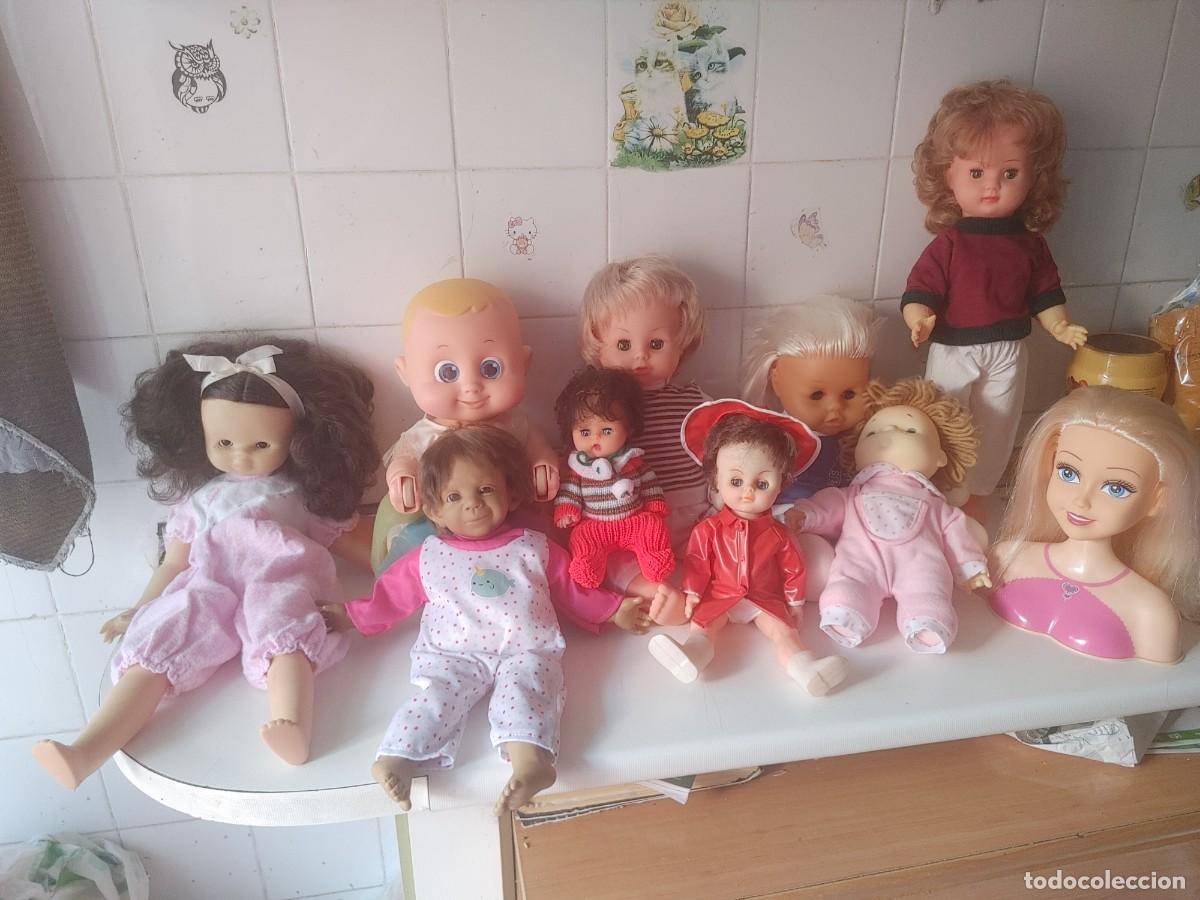 Mu&ntilde;ecas espa&ntilde;olas modernas: lote de 10 mu&ntilde;ecas variadas
