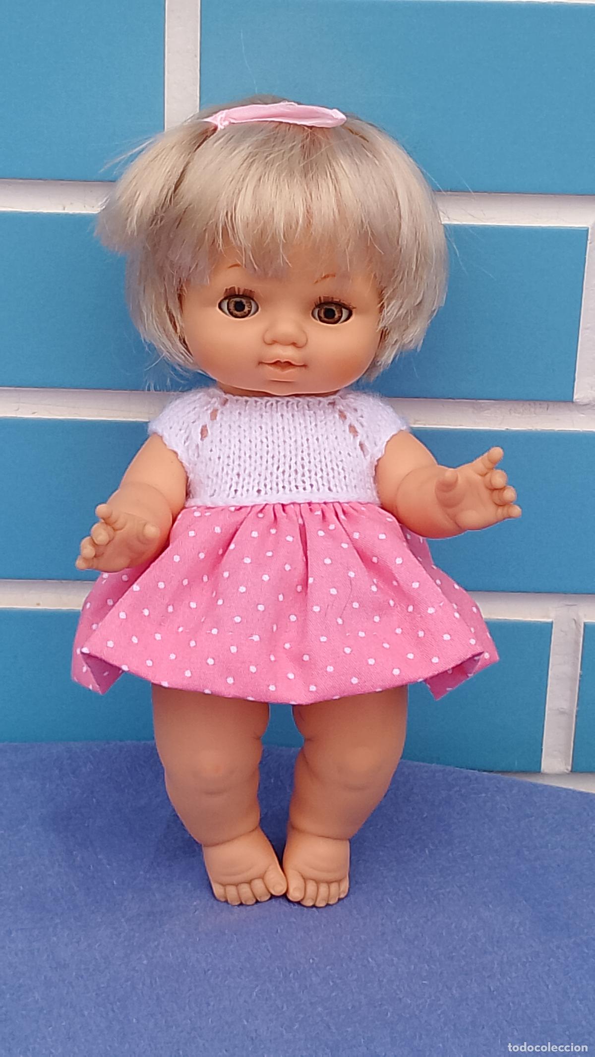 Mu&ntilde;ecas espa&ntilde;olas modernas: Antigua mu&ntilde;eca beb&eacute; de b.b. entera de goma