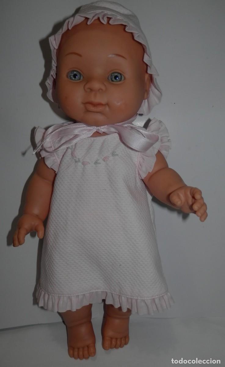 Mu&ntilde;ecas espa&ntilde;olas modernas: MU&Ntilde;ECA VINTAGE DE LA MARCA FALDON