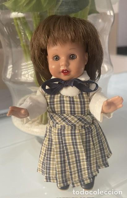 Mu&ntilde;ecas espa&ntilde;olas modernas: Mu&ntilde;eca Mariquita P&eacute;rez 21 cm