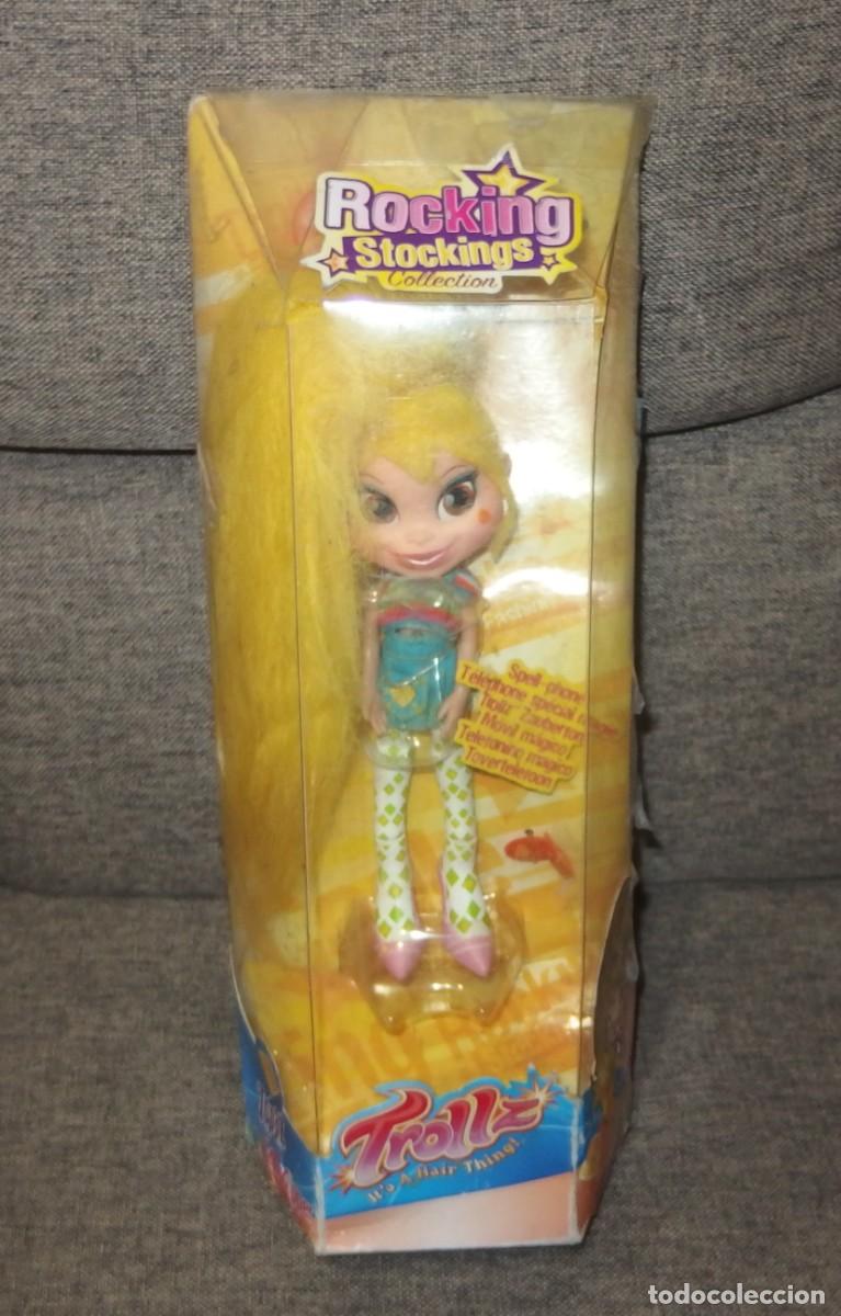 Mu&ntilde;ecas espa&ntilde;olas modernas: MU&Ntilde;ECA TROLLZ,TOPAZ TROLLHOPPER,HASBRO,CAJA ORIGINAL,2005