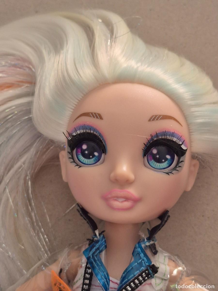 Mu&ntilde;ecas espa&ntilde;olas modernas: Mu&ntilde;eca rainbow high amaya raine - Foto 2