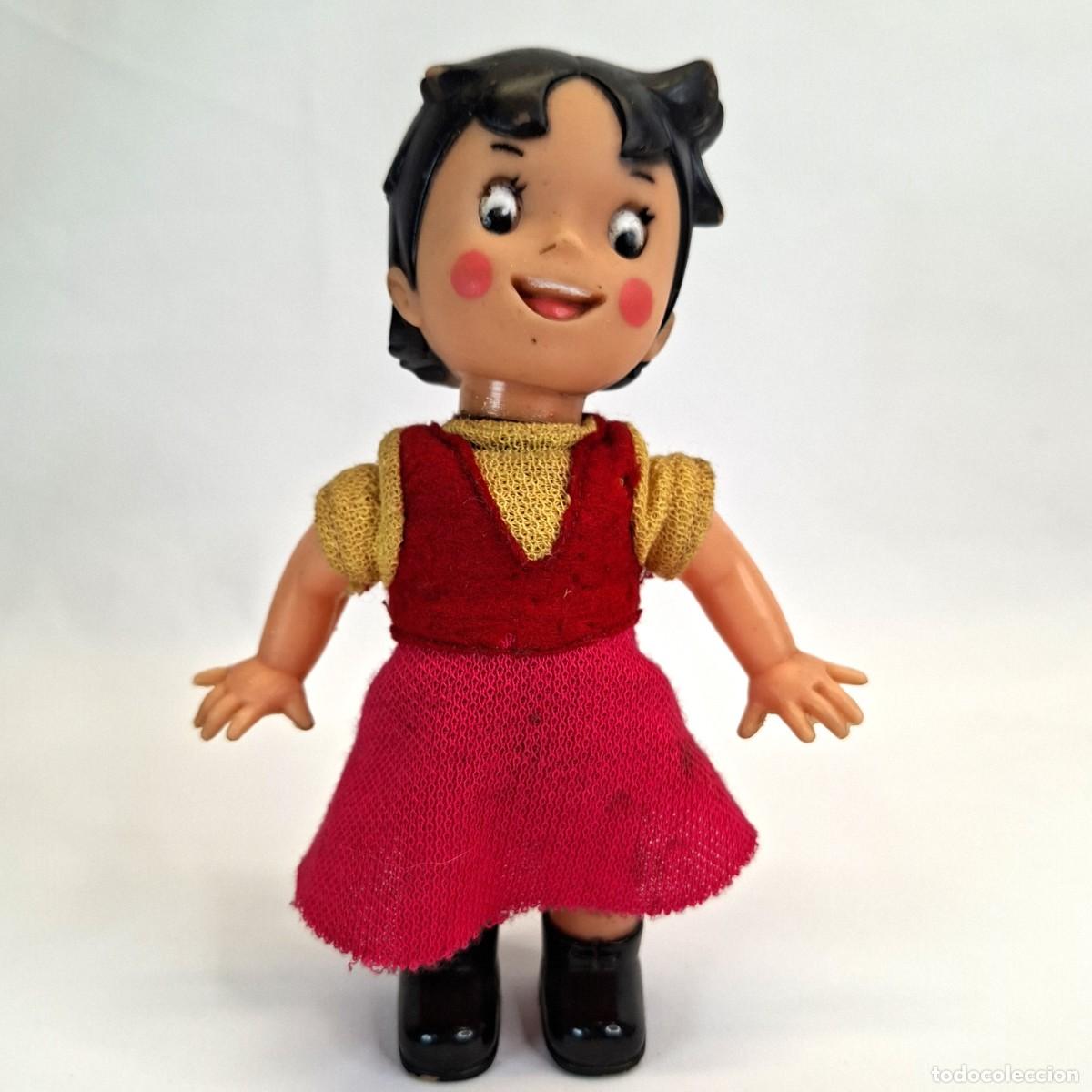 Mu&ntilde;ecas espa&ntilde;olas modernas: MU&Ntilde;ECA HEIDI CON MECANISMO A CUERDA.