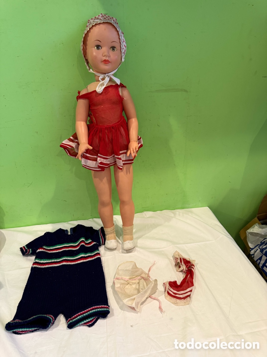 Mu&ntilde;ecas espa&ntilde;olas modernas: Mu&ntilde;eca antigua a&ntilde;os 50 &ndash; Madera y cart&oacute;n piedra &ndash; Gran tama&ntilde;o 70 cm