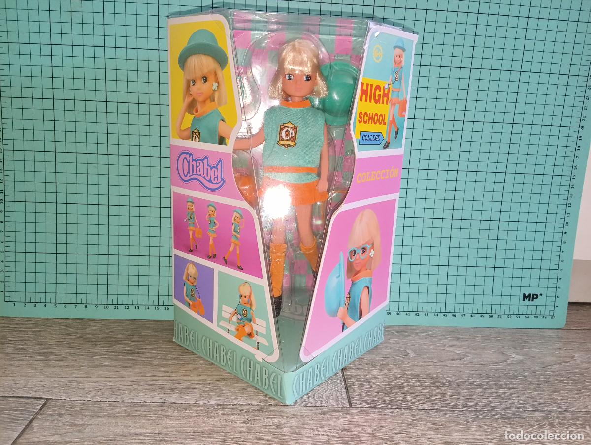 Mu&ntilde;ecas espa&ntilde;olas modernas: Mu&ntilde;eca High School Chabel Nueva en caja