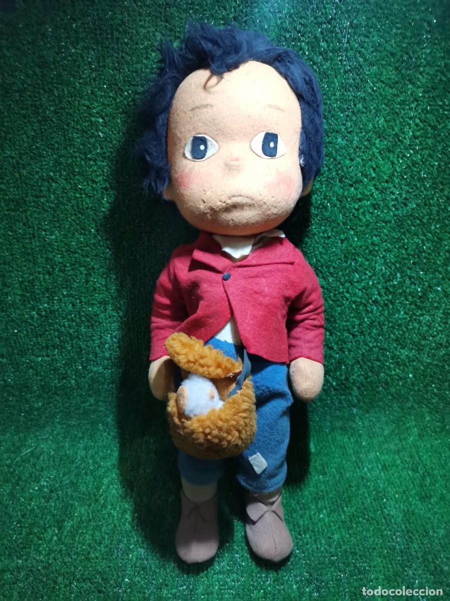 Mu&ntilde;ecas espa&ntilde;olas modernas: mu&ntilde;eco marco antiguo de fieltro