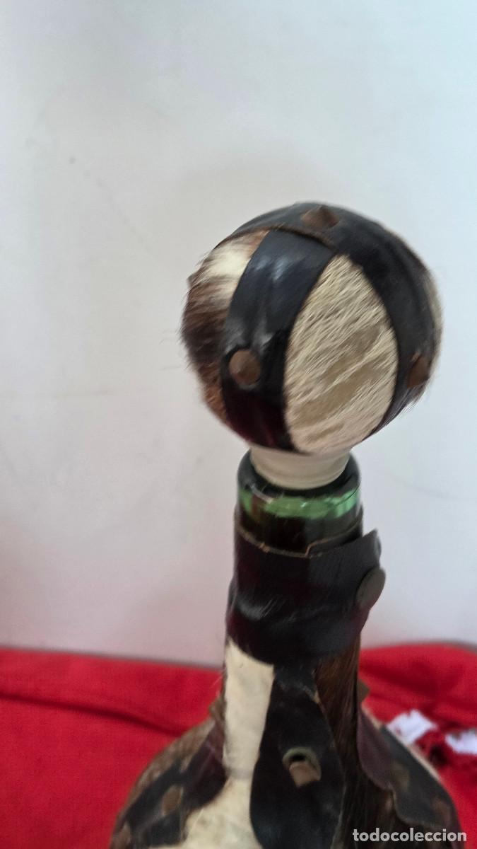 Mu&ntilde;ecas espa&ntilde;olas modernas: botella forrada con piel de ciervo - Foto 3