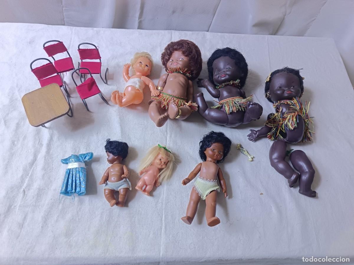 Mu&ntilde;ecas espa&ntilde;olas modernas: Lote de Mu&ntilde;ecas y accesorios, vintage, varias marcas, a clasificar