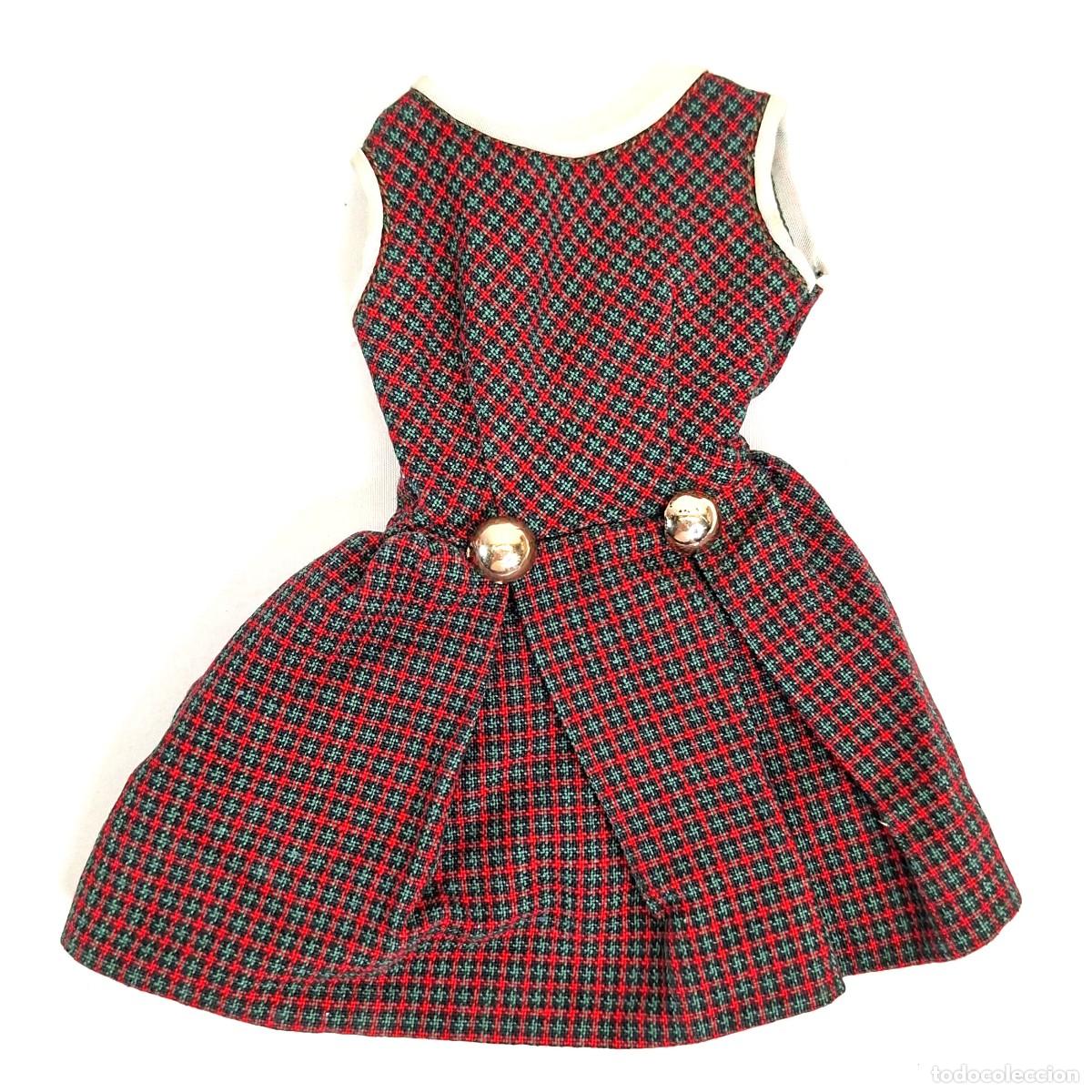 Mu&ntilde;ecas espa&ntilde;olas modernas: VESTIDO DE LAURA DE NOVO GAMA.