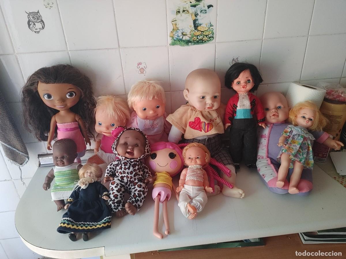 Mu&ntilde;ecas espa&ntilde;olas modernas: lote de 12 mu&ntilde;ecas para jugar