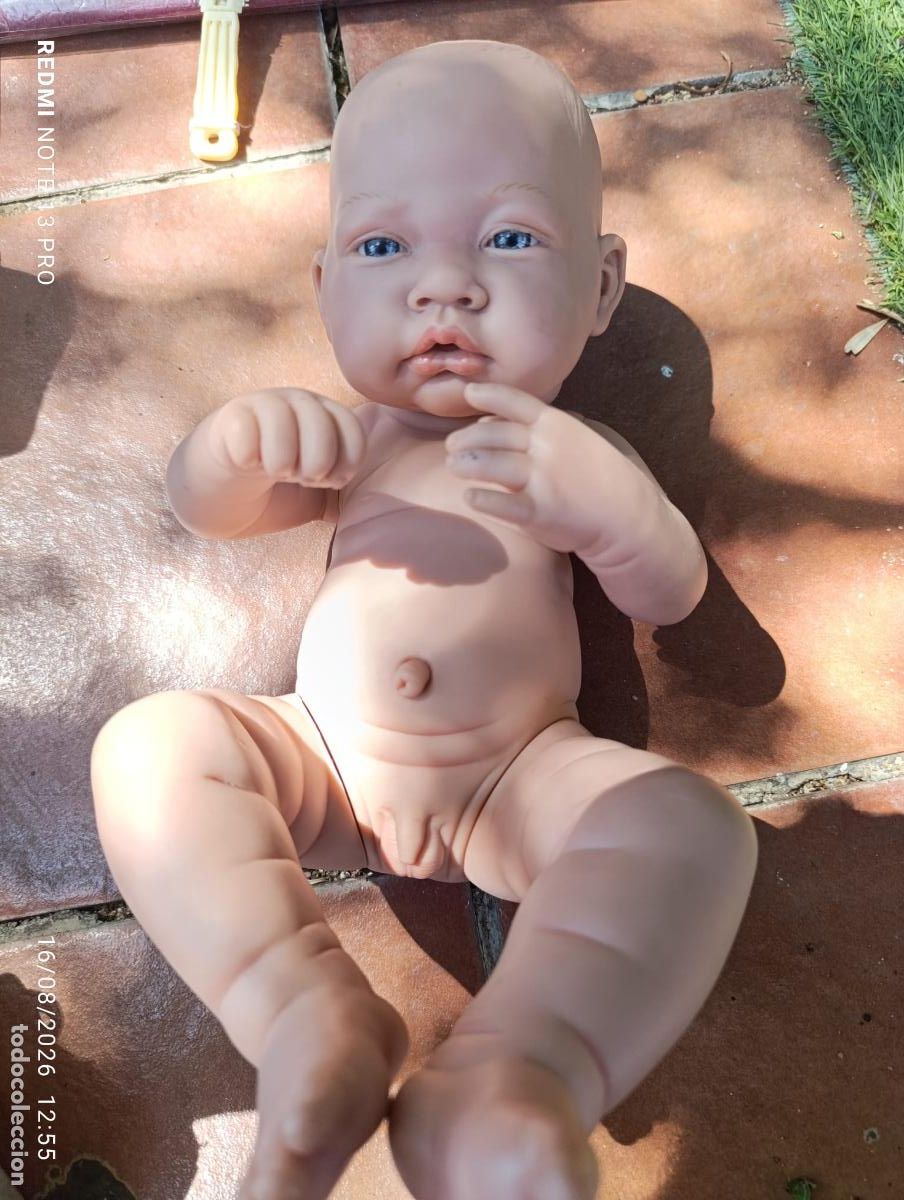 Mu&ntilde;ecas espa&ntilde;olas modernas: Precioso mu&ntilde;eco beb&eacute; estilo reborn de Antonio Juan, muy realista.
