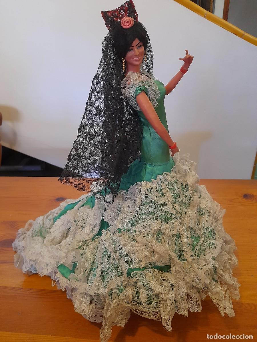 Mu&ntilde;ecas espa&ntilde;olas modernas: Mu&ntilde;eca Sevillana Marin Chiclana Spain 45cm. REF.B