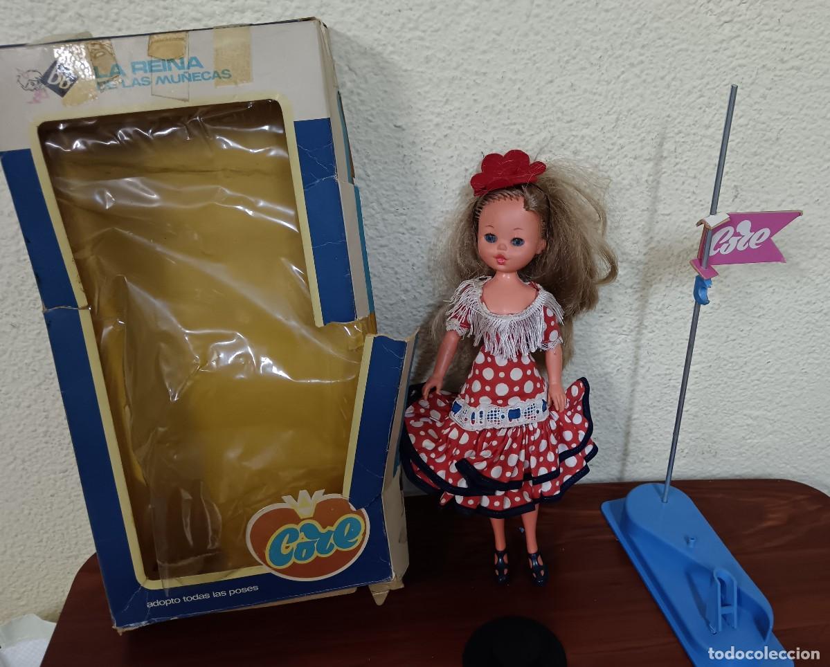 Mu&ntilde;ecas espa&ntilde;olas modernas: MU&Ntilde;ECA CORE RUBIA CON CONJUNTO GITANA EN CAJA REF. 250 - Foto 1