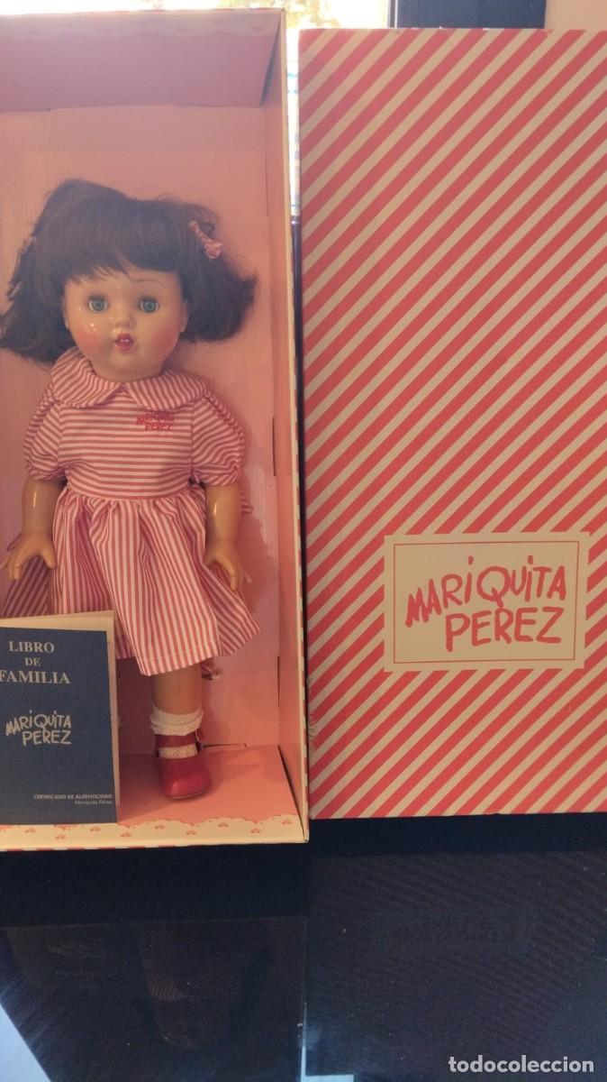 Mu&ntilde;ecas espa&ntilde;olas modernas: Mu&ntilde;eca Mariquita P&eacute;rez con libro - Foto 1