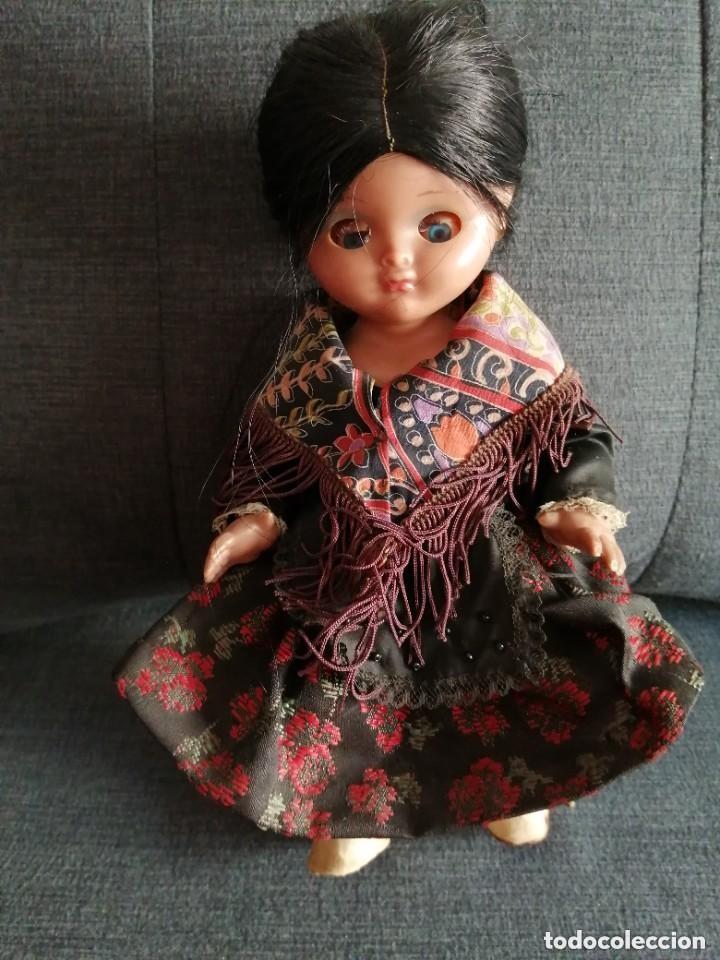Mu&ntilde;ecas espa&ntilde;olas modernas: MU&Ntilde;ECA LINDA PIRULA ANTIGUA