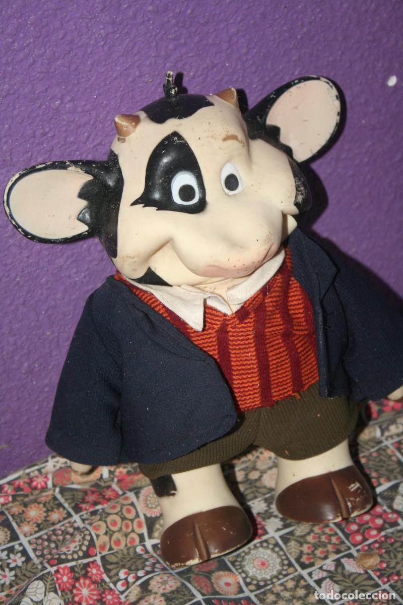 Mu&ntilde;ecas espa&ntilde;olas modernas: mu&ntilde;eca mu&ntilde;eco berjuan vaca serie dibujos pigi