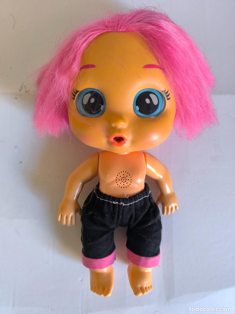 Mu&ntilde;ecas espa&ntilde;olas modernas: Mu&ntilde;eca IMC Toys pelo rosa ojos grandes