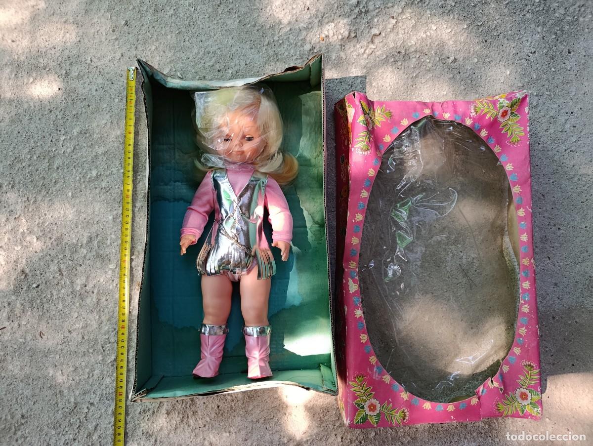 Mu&ntilde;ecas espa&ntilde;olas modernas: mu&ntilde;eca alfonso a&ntilde;os 70 nueva en caja sin uso de almac&eacute;n necesita aseo revisi&oacute;n embalaje mal estado,