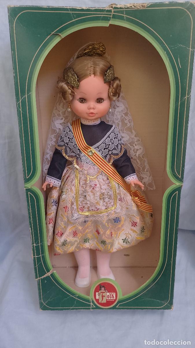 Mu&ntilde;ecas espa&ntilde;olas modernas: MU&Ntilde;ECA SINTRA MARCA FOLK VALENCIANA