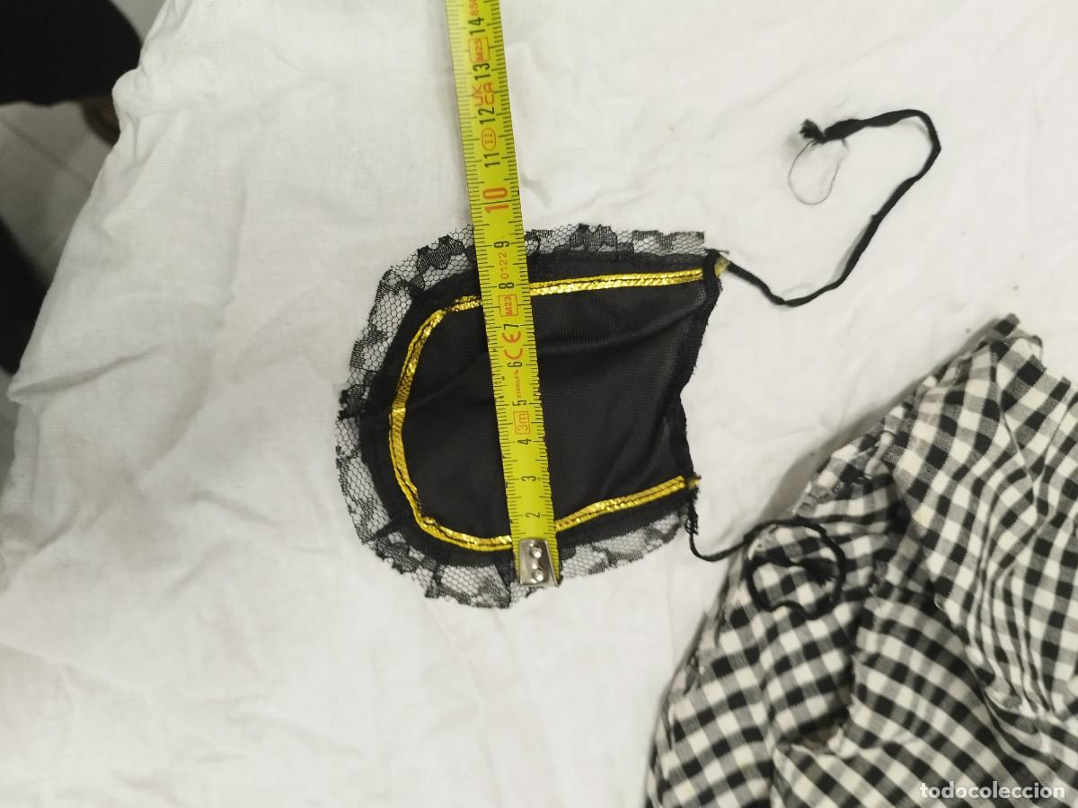 Mu&ntilde;ecas espa&ntilde;olas modernas: Lote de ropa de mu&ntilde;eca, vestidos y accesorios. - Foto 13