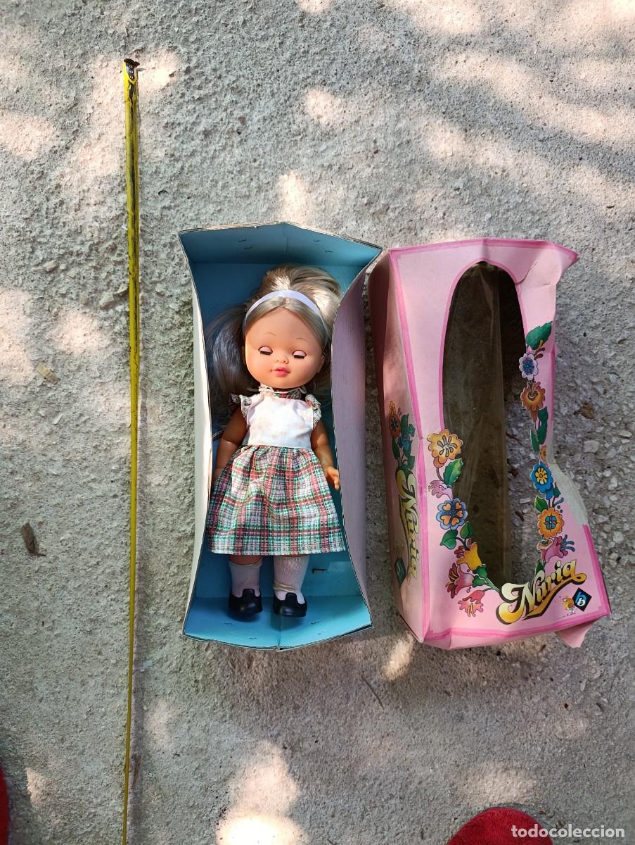 Mu&ntilde;ecas espa&ntilde;olas modernas: mu&ntilde;eca nuria de bb nueva en caja sin uso de almac&eacute;n necesita aseo embalaje mal estado