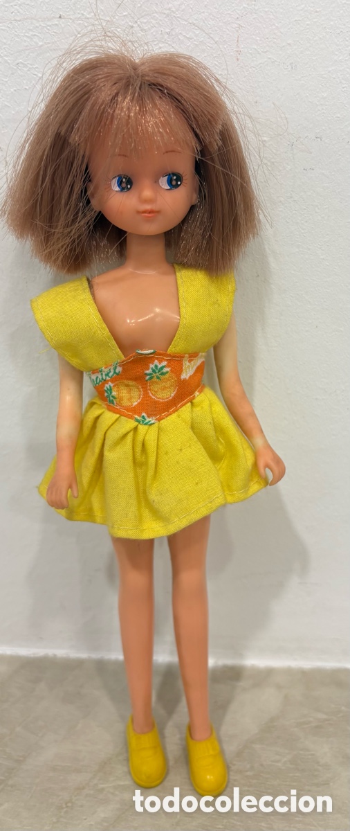 Mu&ntilde;ecas espa&ntilde;olas modernas: Mu&ntilde;eca Chavel de FEBER. A&ntilde;os 80 toda de origen, muy bien conservada.