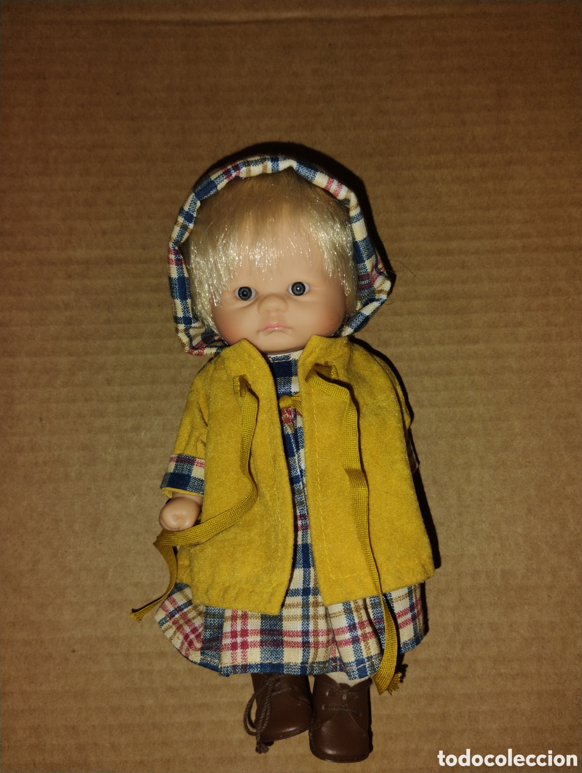 Mu&ntilde;ecas espa&ntilde;olas modernas: &diams;Mu&ntilde;eca D'Nenes 20 cm Original - El Conjunto M&aacute;s Completo Con Calzado - Impecable