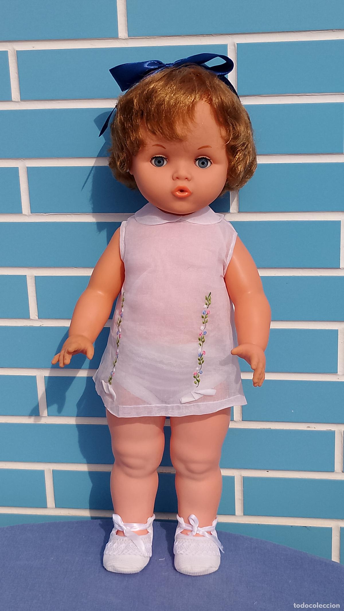Mu&ntilde;ecas espa&ntilde;olas modernas: Antigua mu&ntilde;eca Virginia de Novo Gama de 54 cm de los a&ntilde;os 60