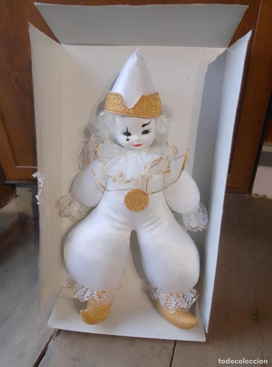 Mu&ntilde;ecas espa&ntilde;olas modernas: Mu&ntilde;ecas Durpe Espa&ntilde;a. Arlequ&iacute;n blanco. A&ntilde;os 70. Nuevo, en su caja