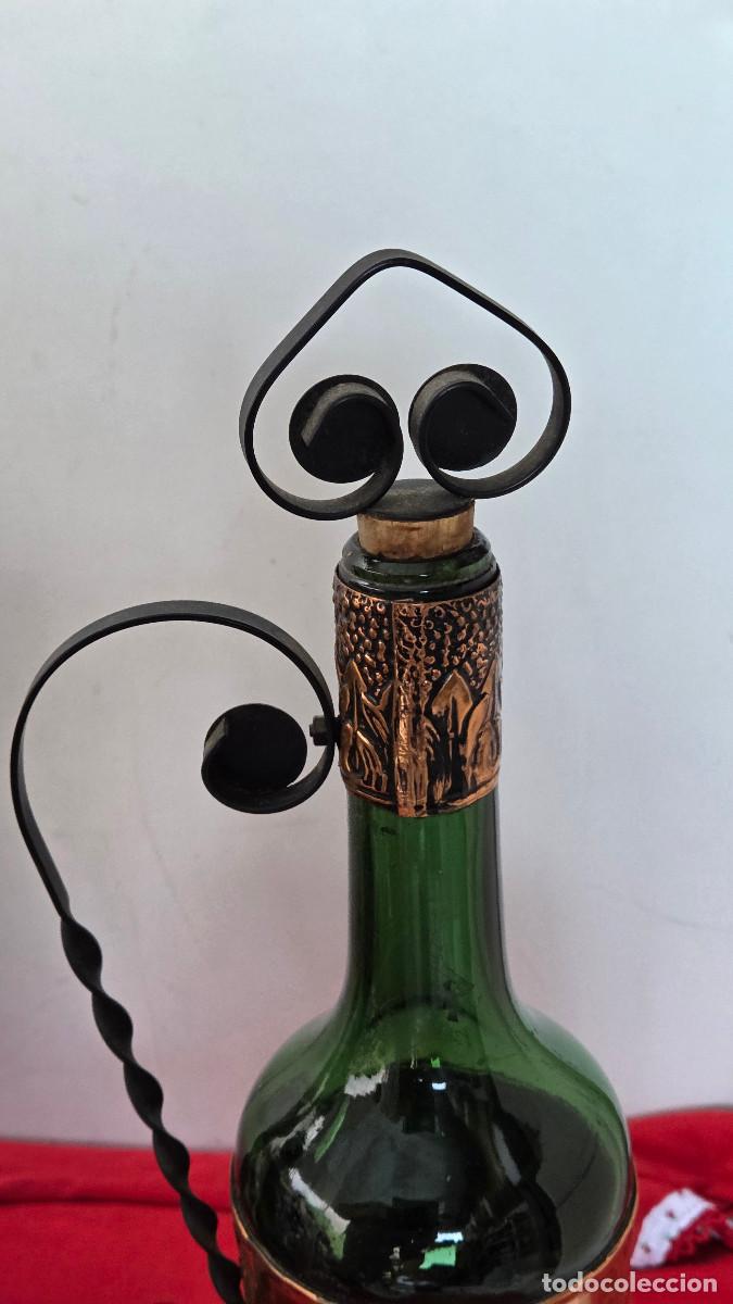 Mu&ntilde;ecas espa&ntilde;olas modernas: botella forrada de lamina de cobre - Foto 3