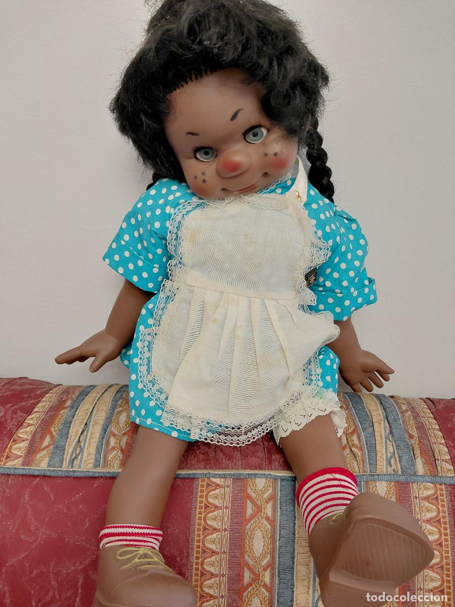 Mu&ntilde;ecas espa&ntilde;olas modernas: mu&ntilde;eca pirotola de bb negra negrita