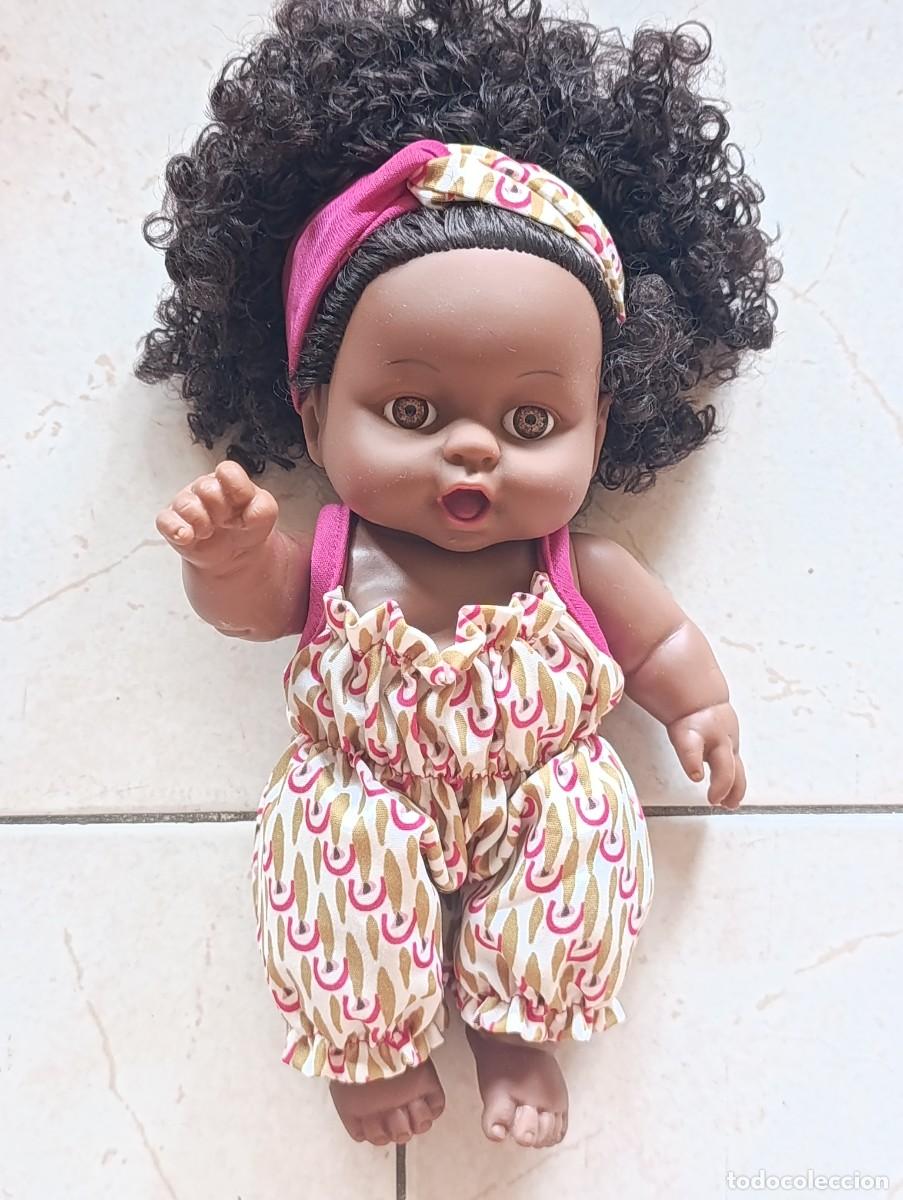 Mu&ntilde;ecas espa&ntilde;olas modernas: Mu&ntilde;eco beb&eacute; J. Berna vintage &ndash; pelo negro rizado