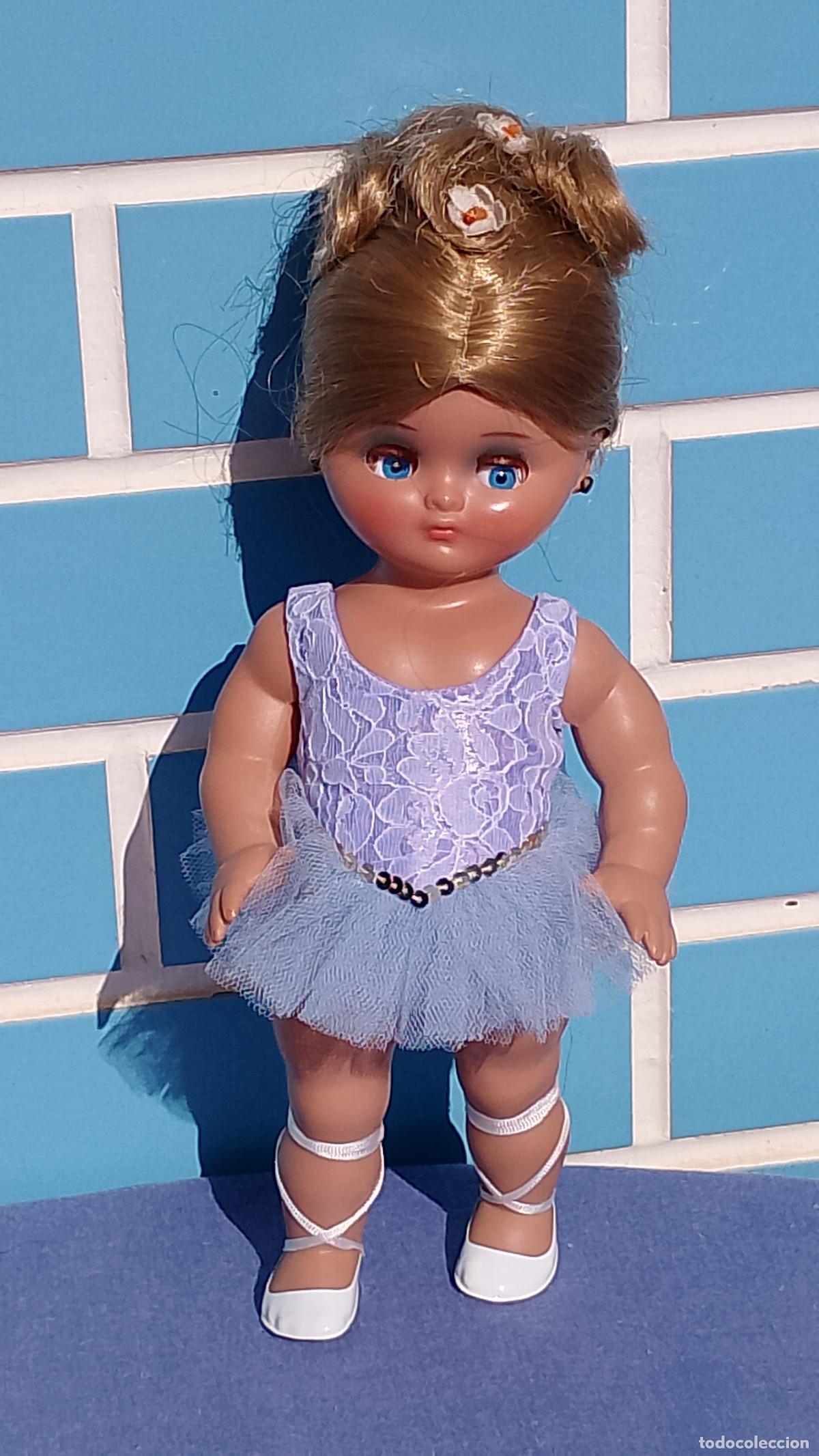 Moderne spanische Puppen: Antigua mu&ntilde;eca Linda Pirula de Mu&ntilde;ecas Alba con traje de bailarina