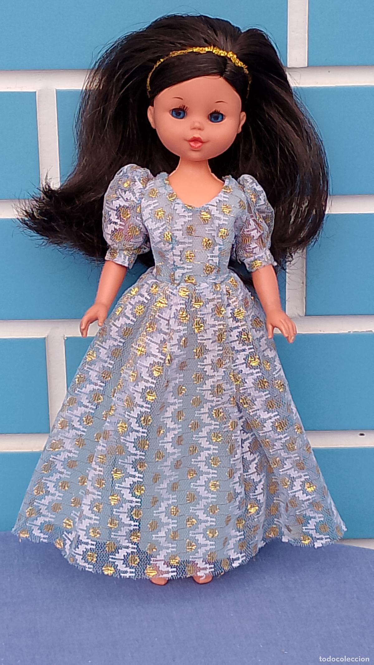 Mu&ntilde;ecas espa&ntilde;olas modernas: Antigua mu&ntilde;eca Lisa Jean morena de Furga, la Core italiana, a&ntilde;os 70