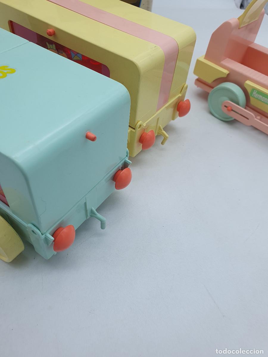 Mu&ntilde;ecas espa&ntilde;olas modernas: CHABEL - HERMANITOS DE CHABEL TREN TRANSFORMABLE DE FEBER - Foto 7