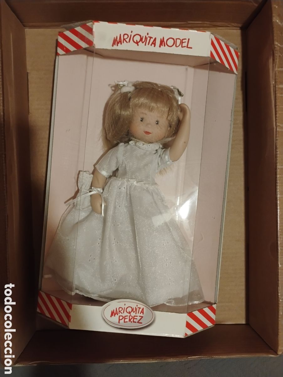 Mu&ntilde;ecas espa&ntilde;olas modernas: &diams;Mu&ntilde;eca Mariquita Model Comuni&oacute;n (Mariquita P&eacute;rez) - Versi&oacute;n Rubia - Nueva (Caja con celof&aacute;n)