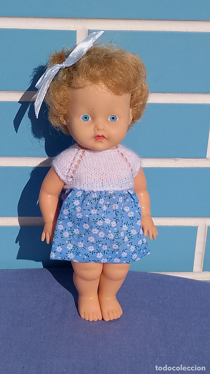 Mu&ntilde;ecas espa&ntilde;olas modernas: Antigua mu&ntilde;eca francesa entera de goma