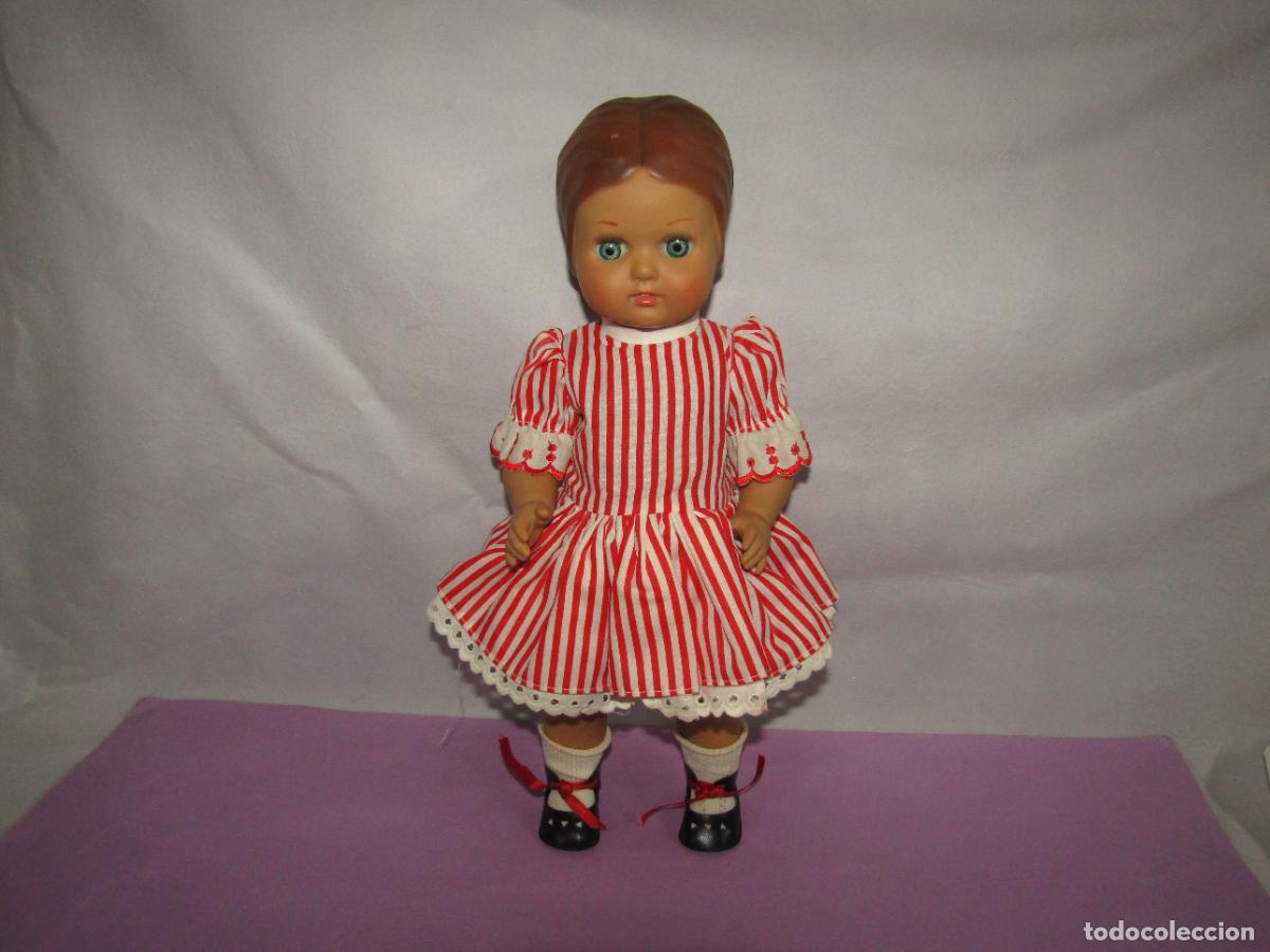 Mu&ntilde;ecas espa&ntilde;olas modernas: Antigua Mu&ntilde;eca Colecci&oacute;n de Mu&ntilde;ecas AS&Iacute; del A&ntilde;o 1995