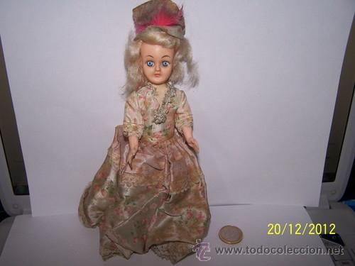 Mu&ntilde;ecas extranjeras: MU&Ntilde;ECA DE PLASTCO ANTIGUA - Foto 1