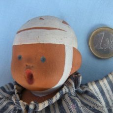 Muñecas Extranjeras: MUÑECA MUÑECO CON CABEZA DE BARRO 