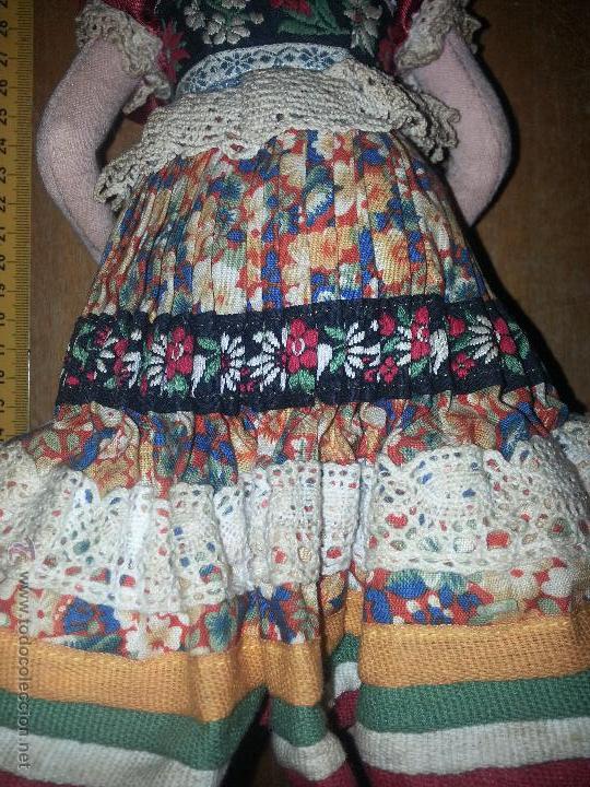 Mu&ntilde;ecas extranjeras: antigua mu&ntilde;eca espectacuar vestida - Foto 2