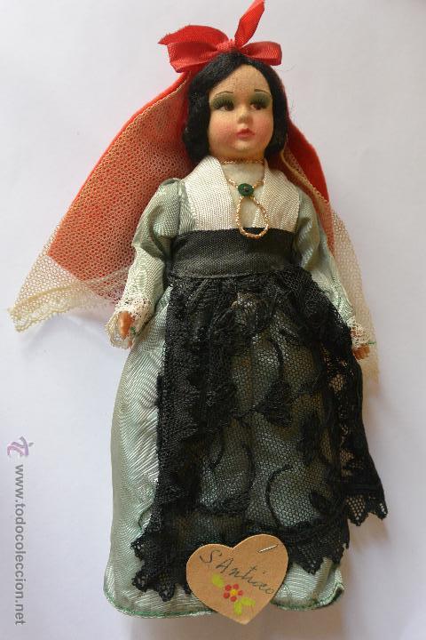 Mu&ntilde;ecas extranjeras: BONITA MU&Ntilde;ECA CON TRAJE REGIONAL - Foto 1