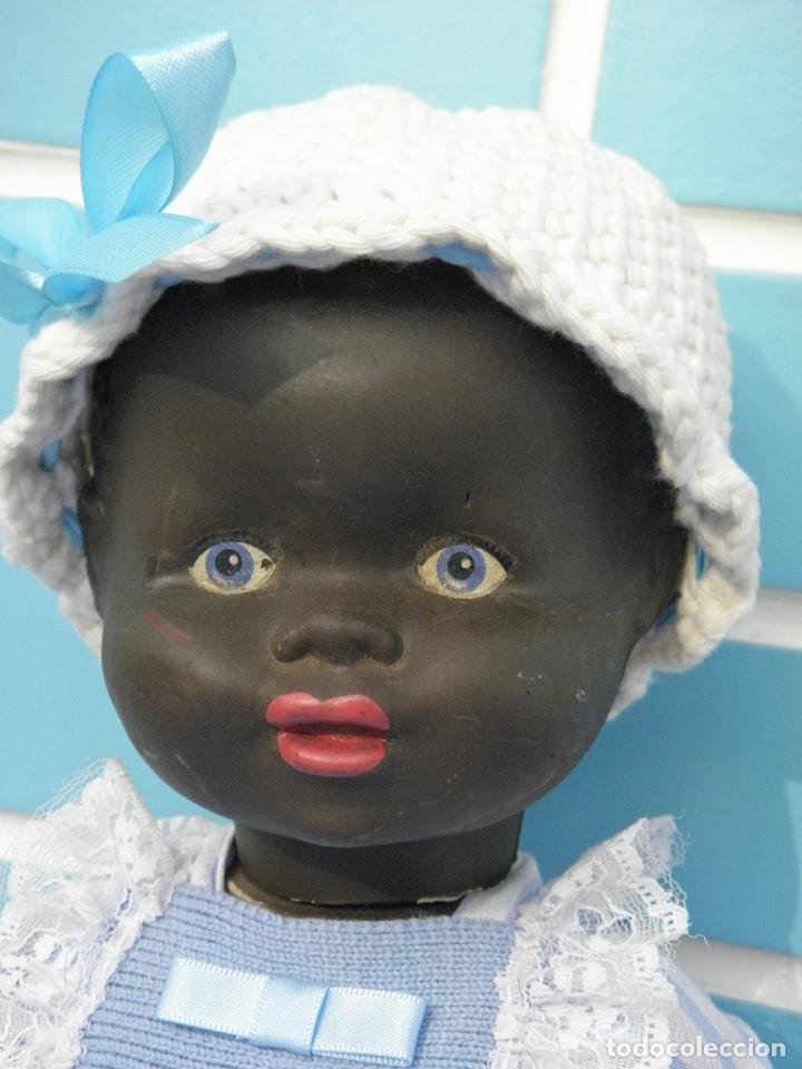 Mu&ntilde;ecas extranjeras: Mu&ntilde;eco beb&eacute; negro muy antiguo de 39 cm - Foto 2